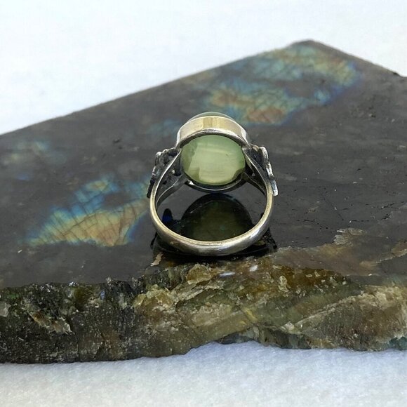 Sterling Silver 925 Oval Bezel Set Green Chalcedony Quartz Leaf Ring Sz 8.5 - Picture 6 of 16